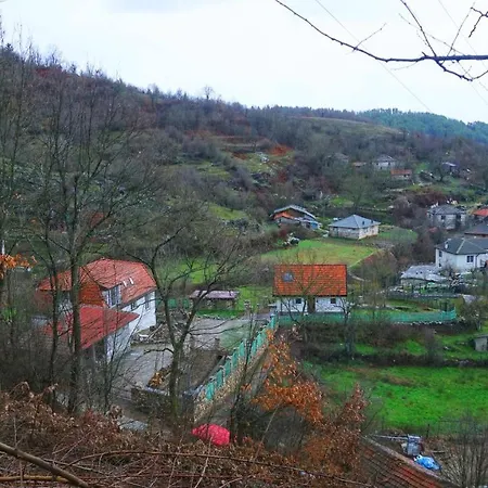 перуле Perule - Handmade Cozy Wooden In The Rhodope Mountain Shumnatitsa