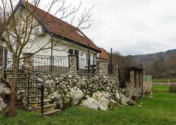 Villa перуле Perule - Handmade Cozy Wooden In The Rhodope Mountain Shumnatitsa