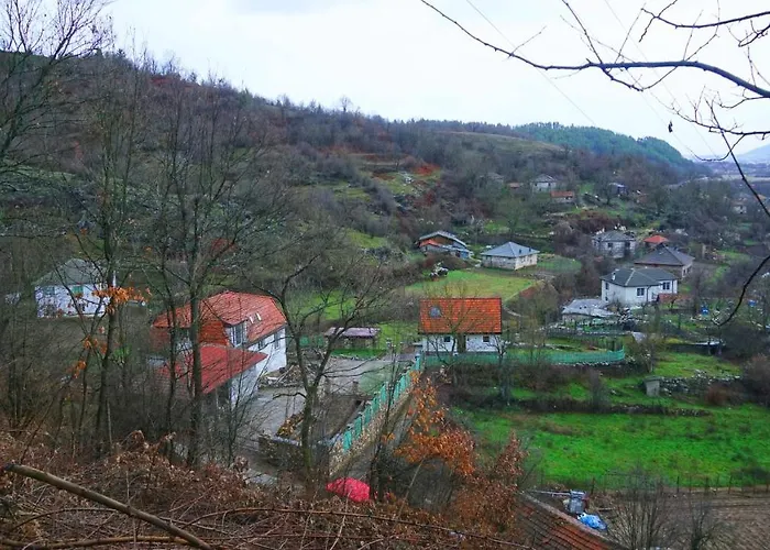 перуле Perule - Handmade Cozy Wooden In The Rhodope Mountain Shumnatitsa
