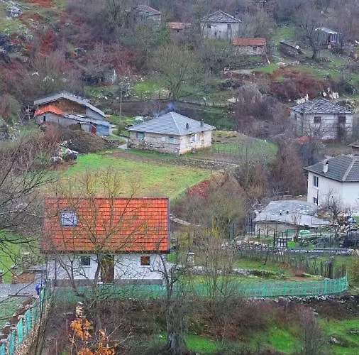 Perule - Handmade Cozy Wooden In The Rhodope Mountain Villa Shumnatitsa